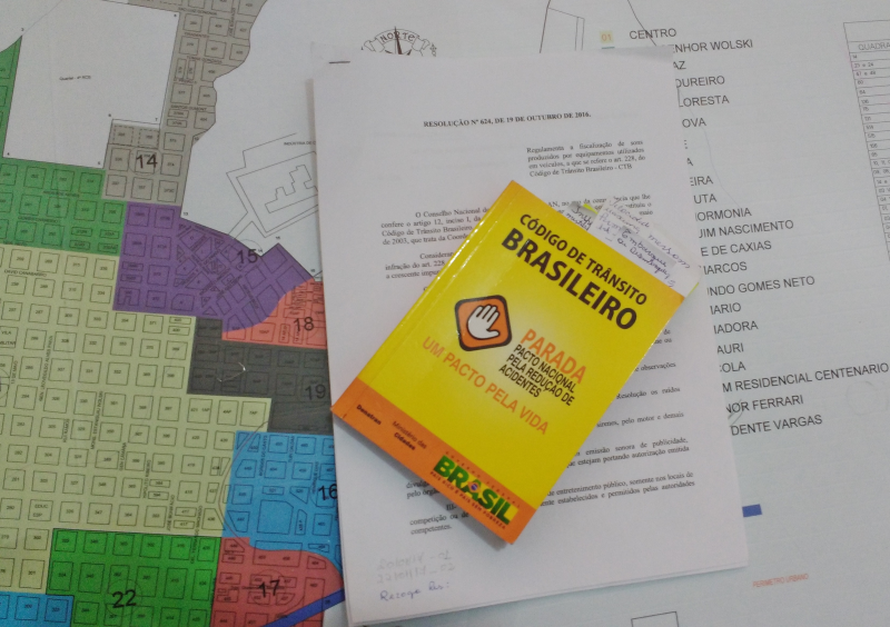 Divisão de Trânsito informa sobre o uso de equipamentos de som em veículos